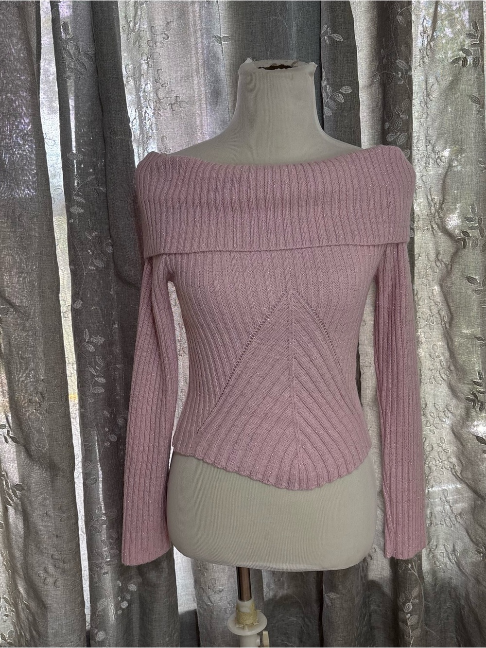 Vintage Y2K Women's Off-Shoulder Ribbed Cowl Sweater in Light Pink